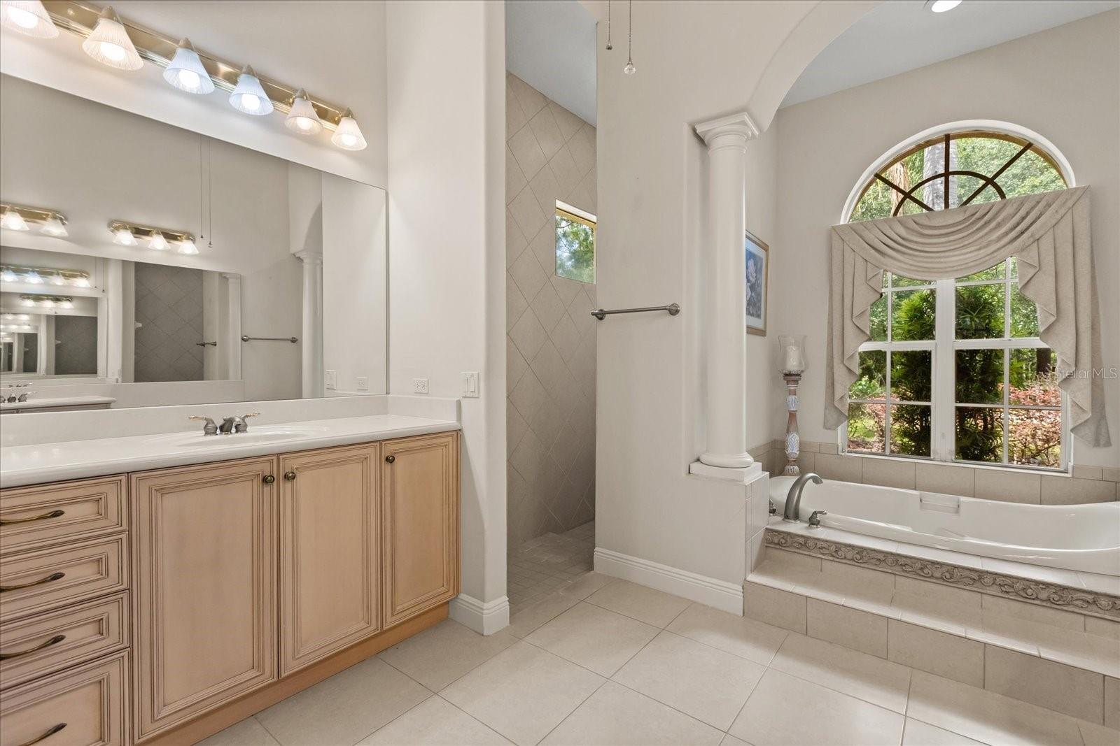 Image 30 of 52 For 420 Valley Stream Drive