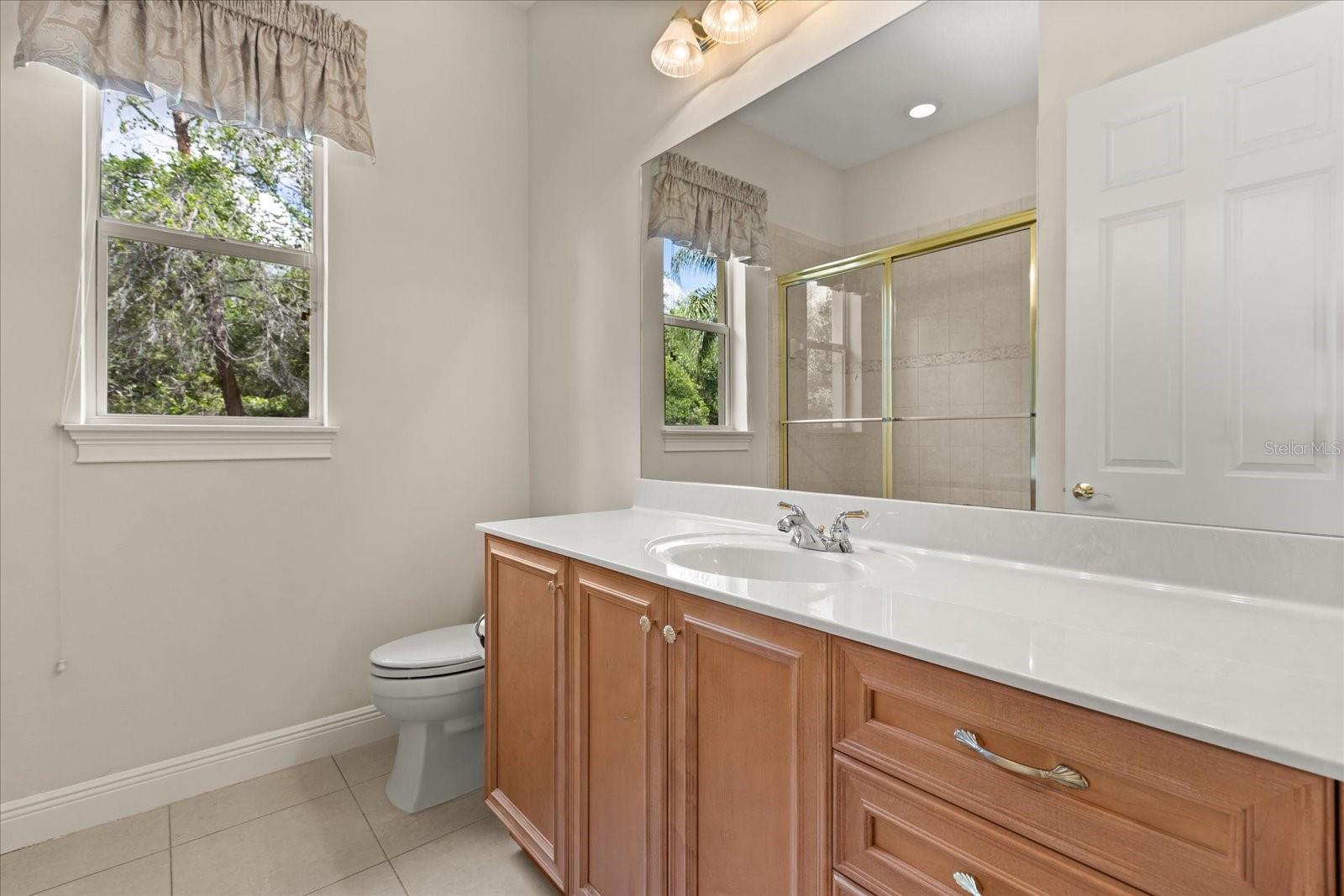 Image 42 of 52 For 420 Valley Stream Drive