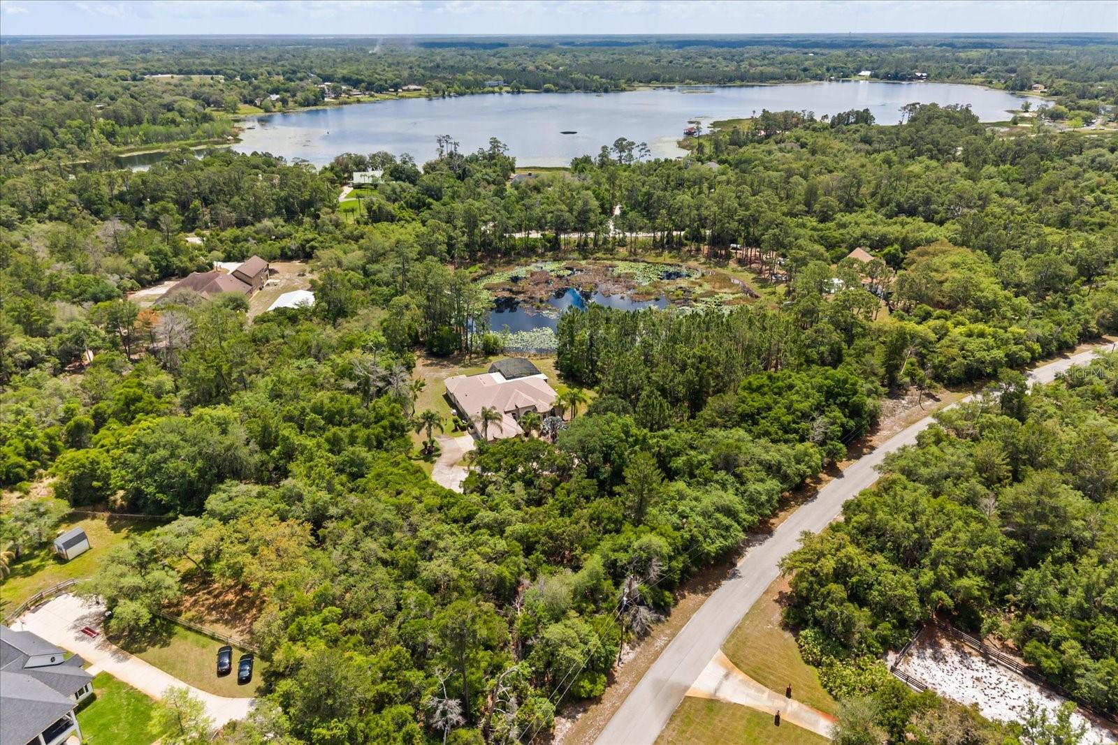 Image 46 of 52 For 420 Valley Stream Drive