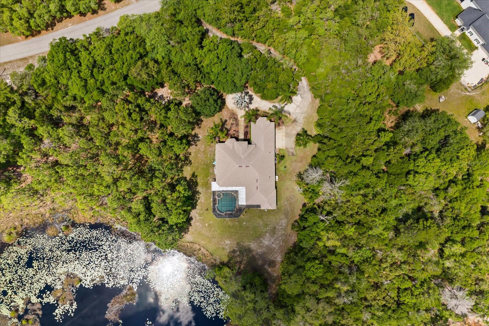 Image 47 of 52 For 420 Valley Stream Drive