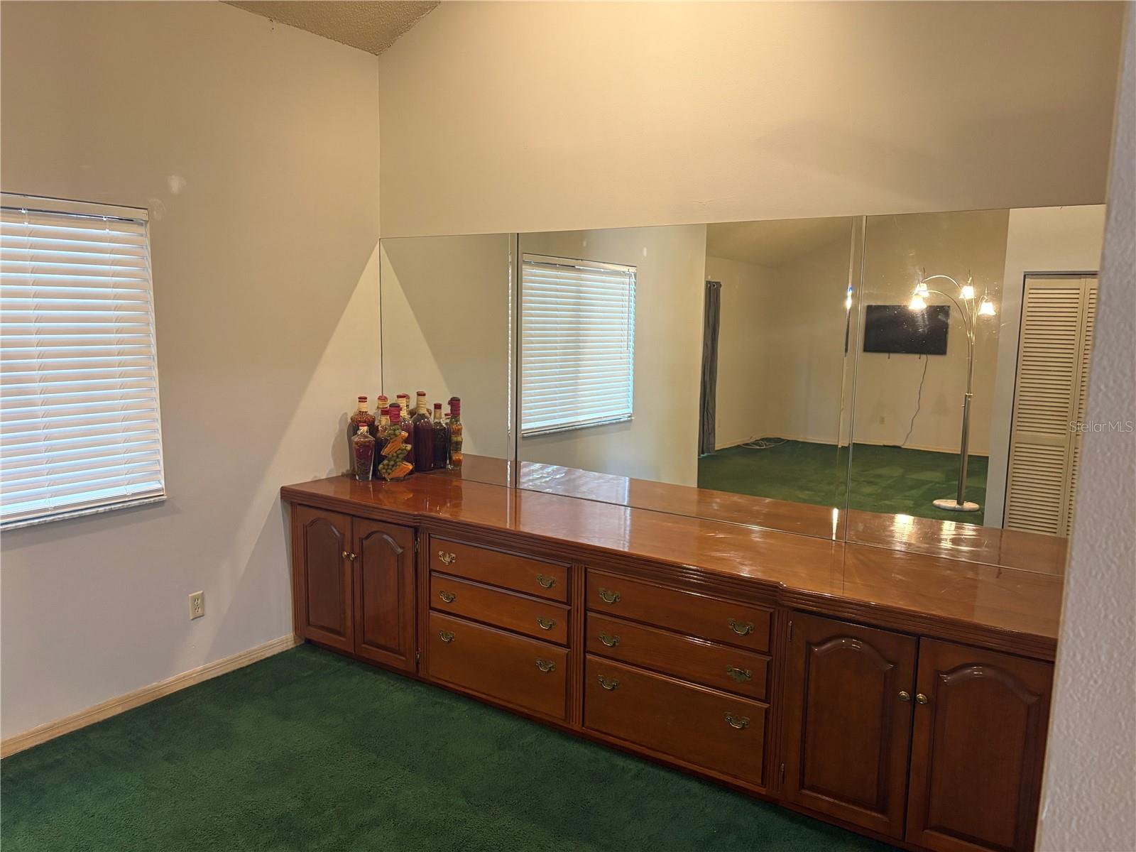 Image 14 of 27 For 501 Mansfield Drive