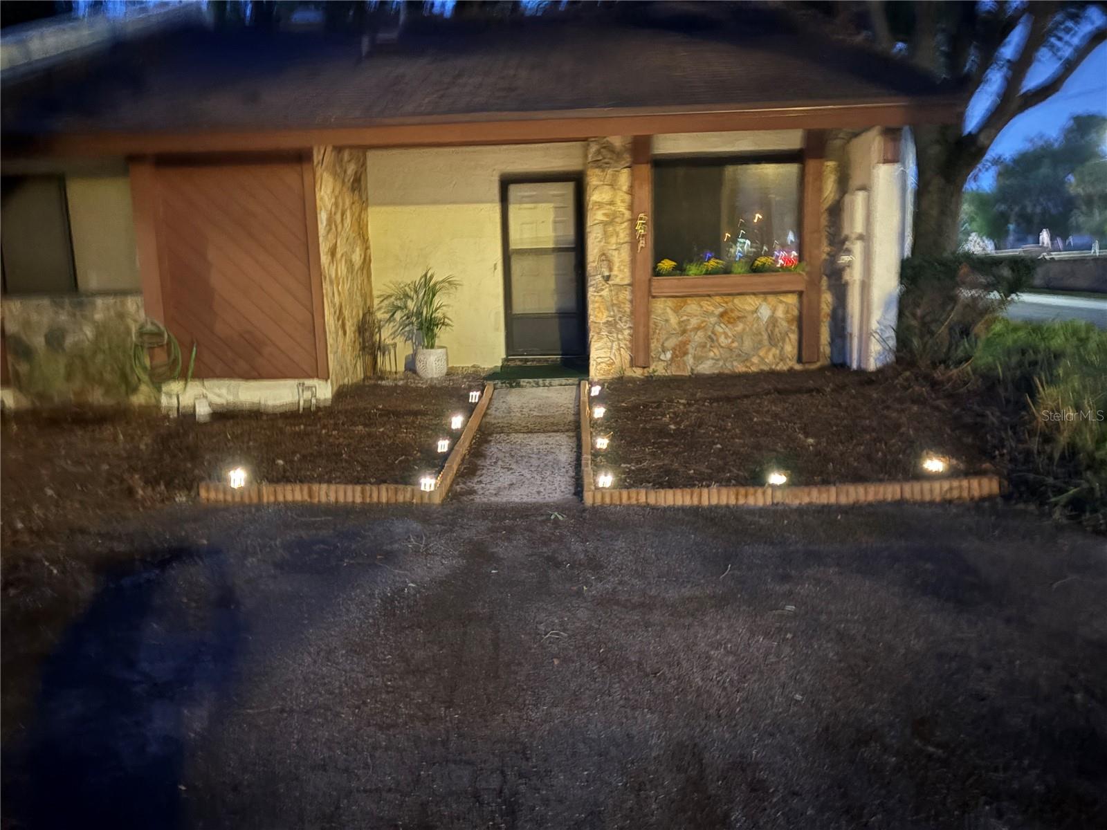 Image 2 of 27 For 501 Mansfield Drive