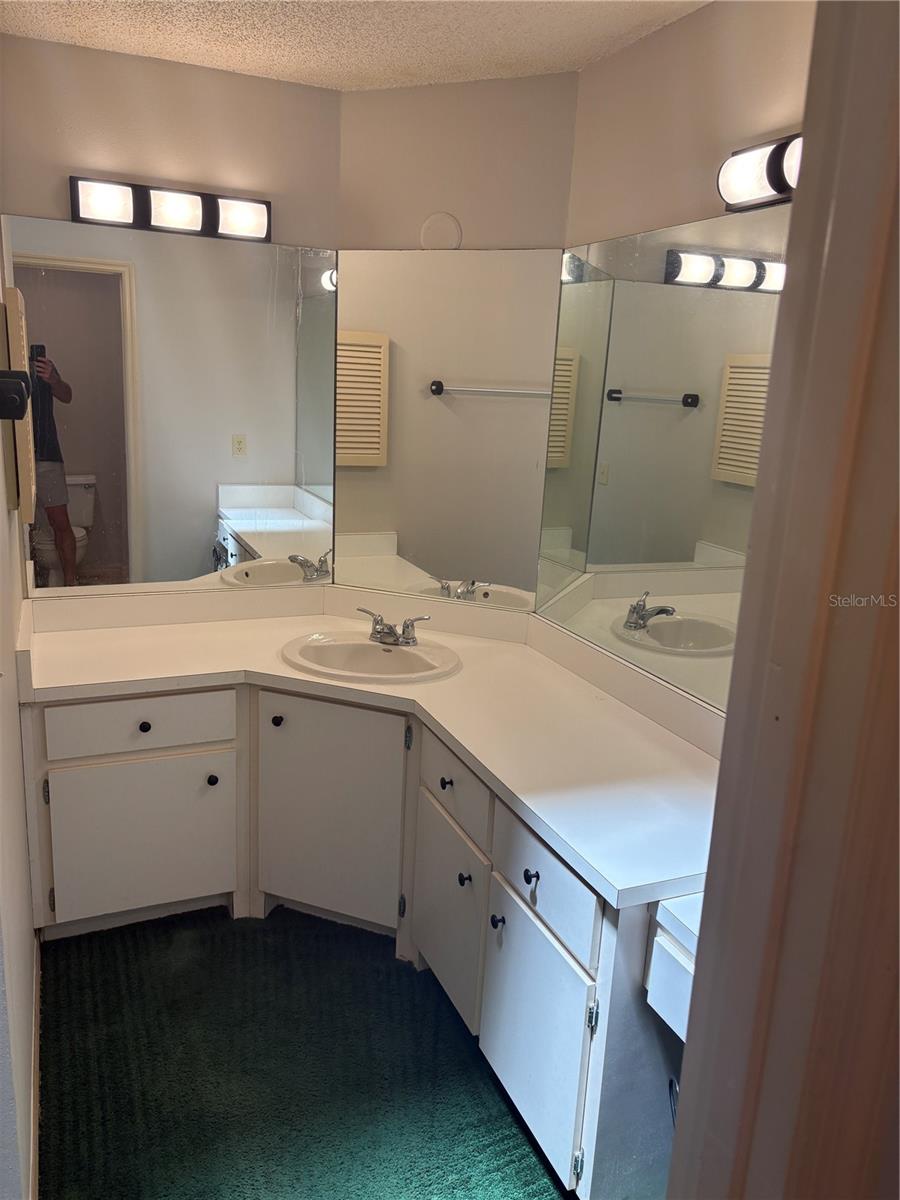 Image 21 of 27 For 501 Mansfield Drive