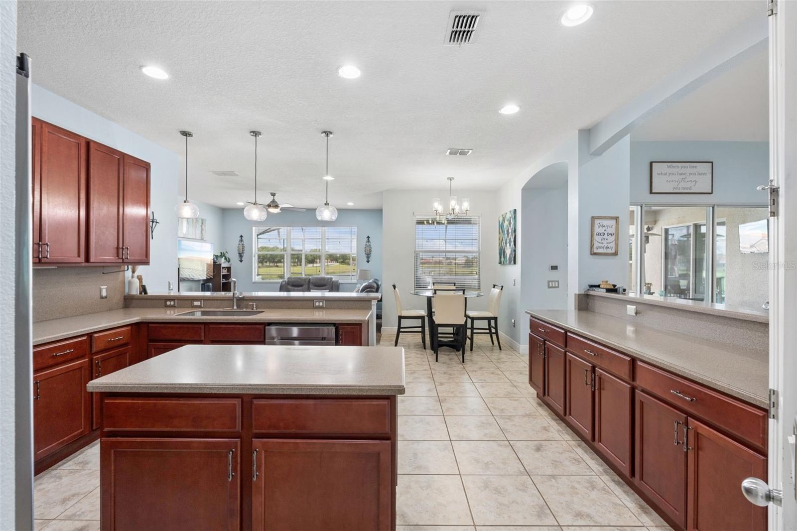 Image 10 of 46 For 3704 Eagle Isle Circle