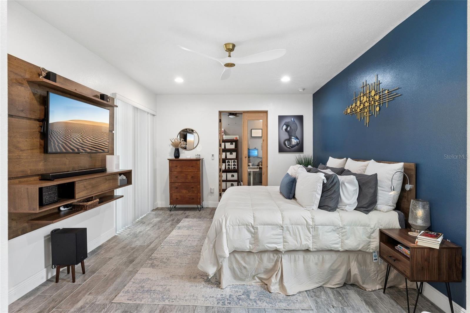 Image 13 of 46 For 3704 Eagle Isle Circle