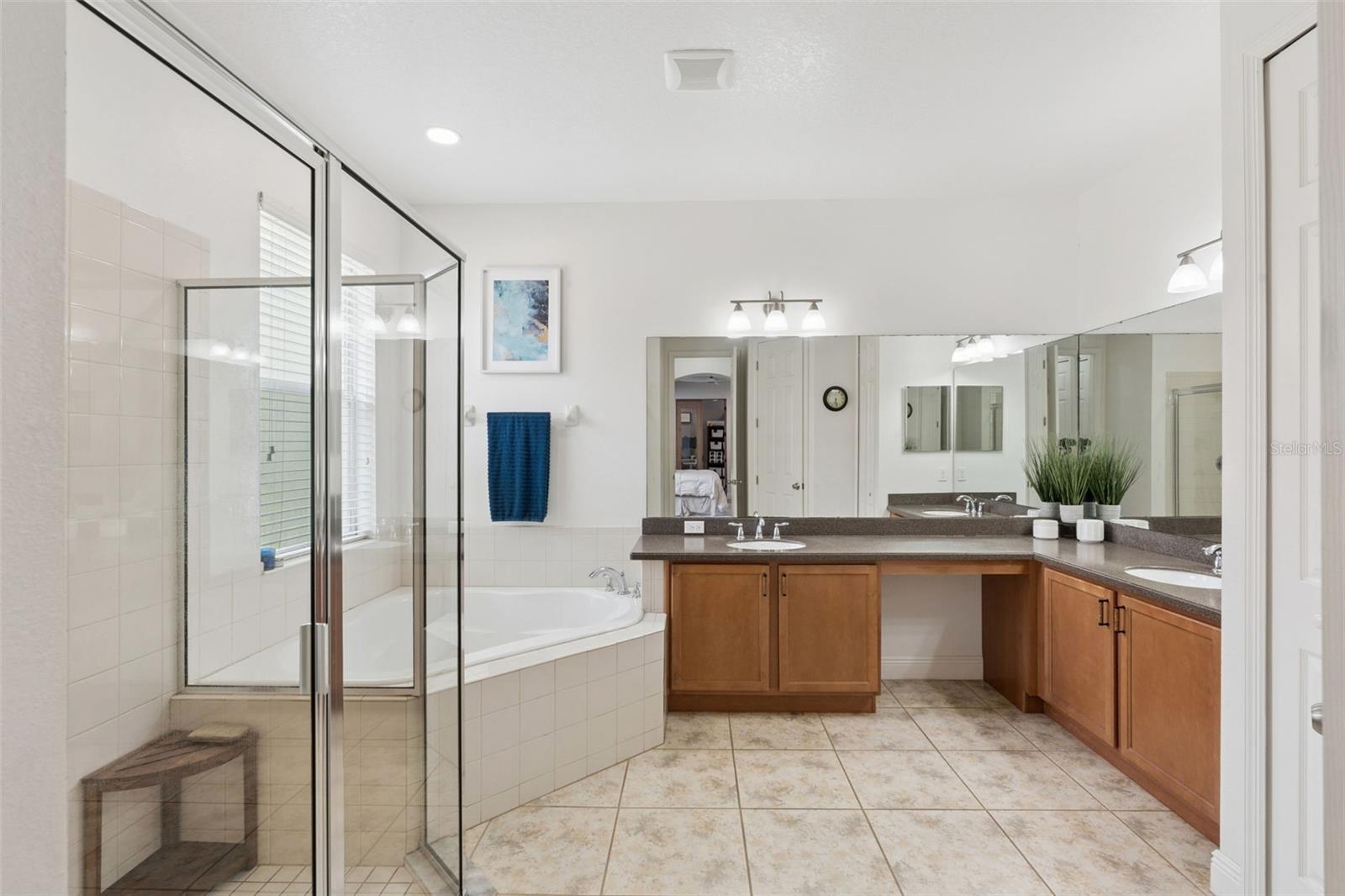 Image 14 of 46 For 3704 Eagle Isle Circle