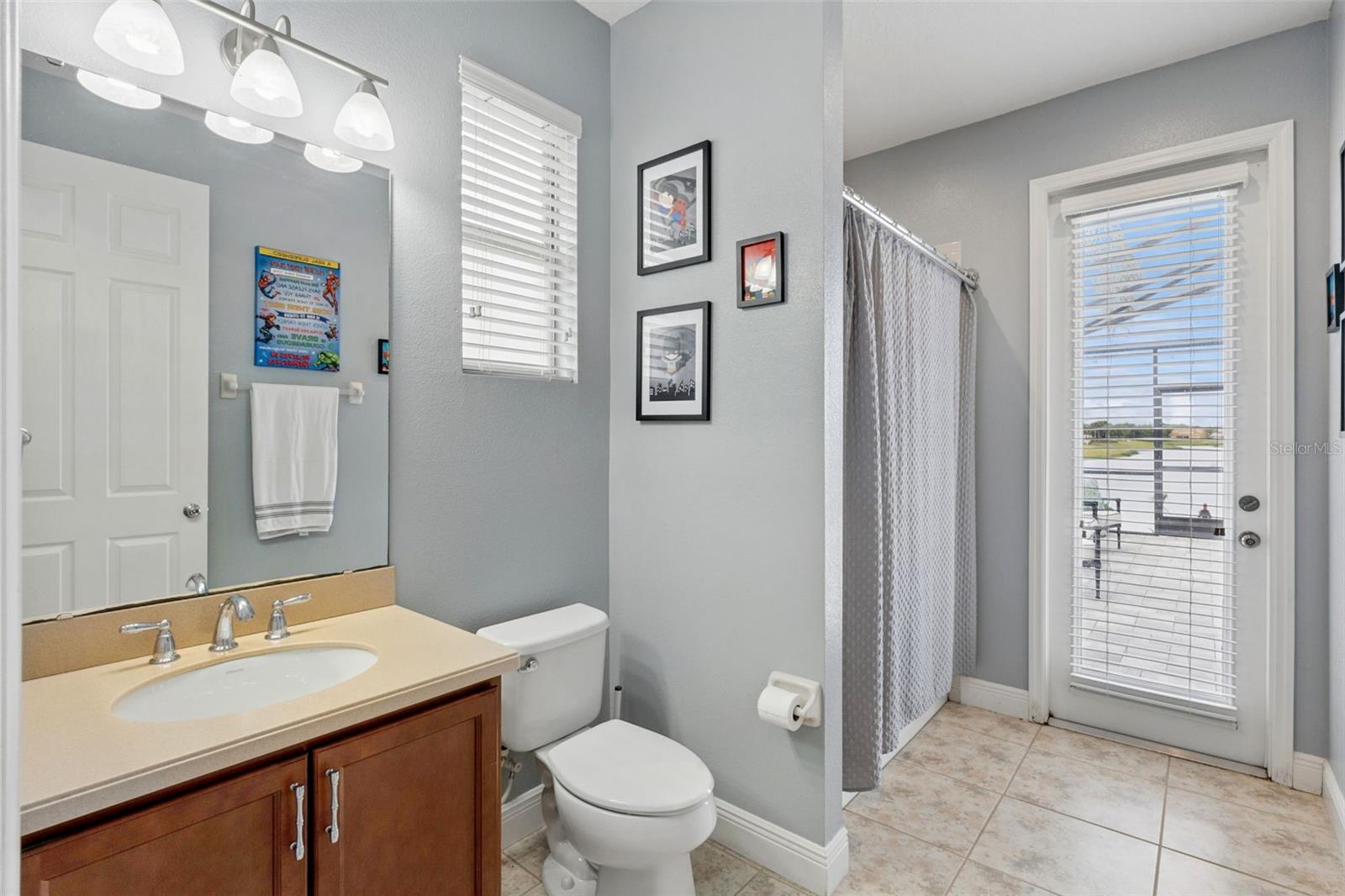 Image 23 of 46 For 3704 Eagle Isle Circle