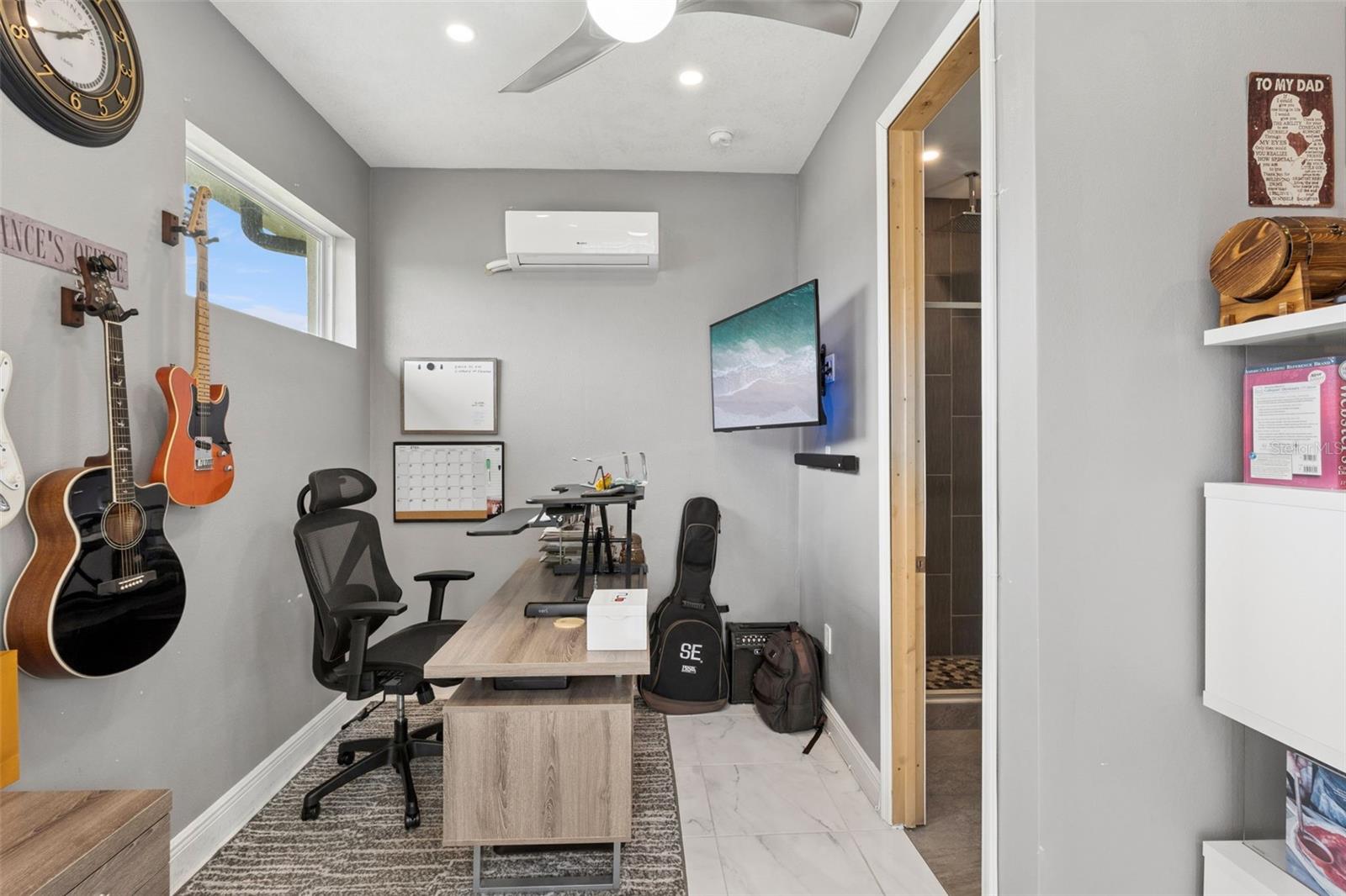 Image 27 of 46 For 3704 Eagle Isle Circle