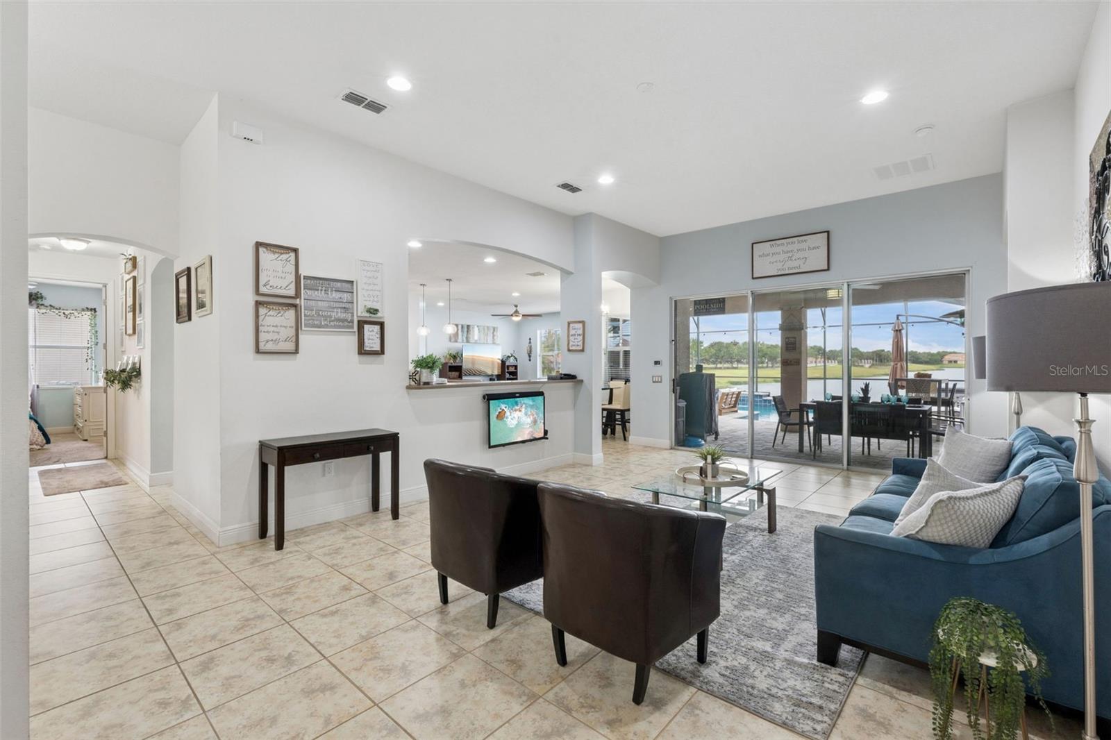 Image 4 of 46 For 3704 Eagle Isle Circle