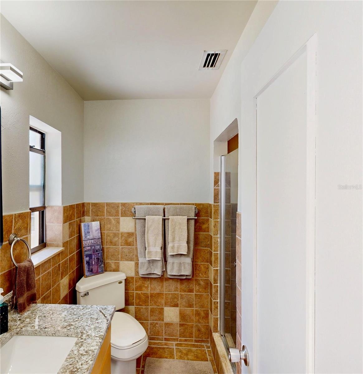 Image 16 of 59 For 2810 Nancy Street