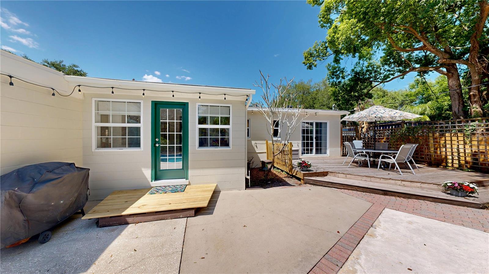 Image 17 of 59 For 2810 Nancy Street