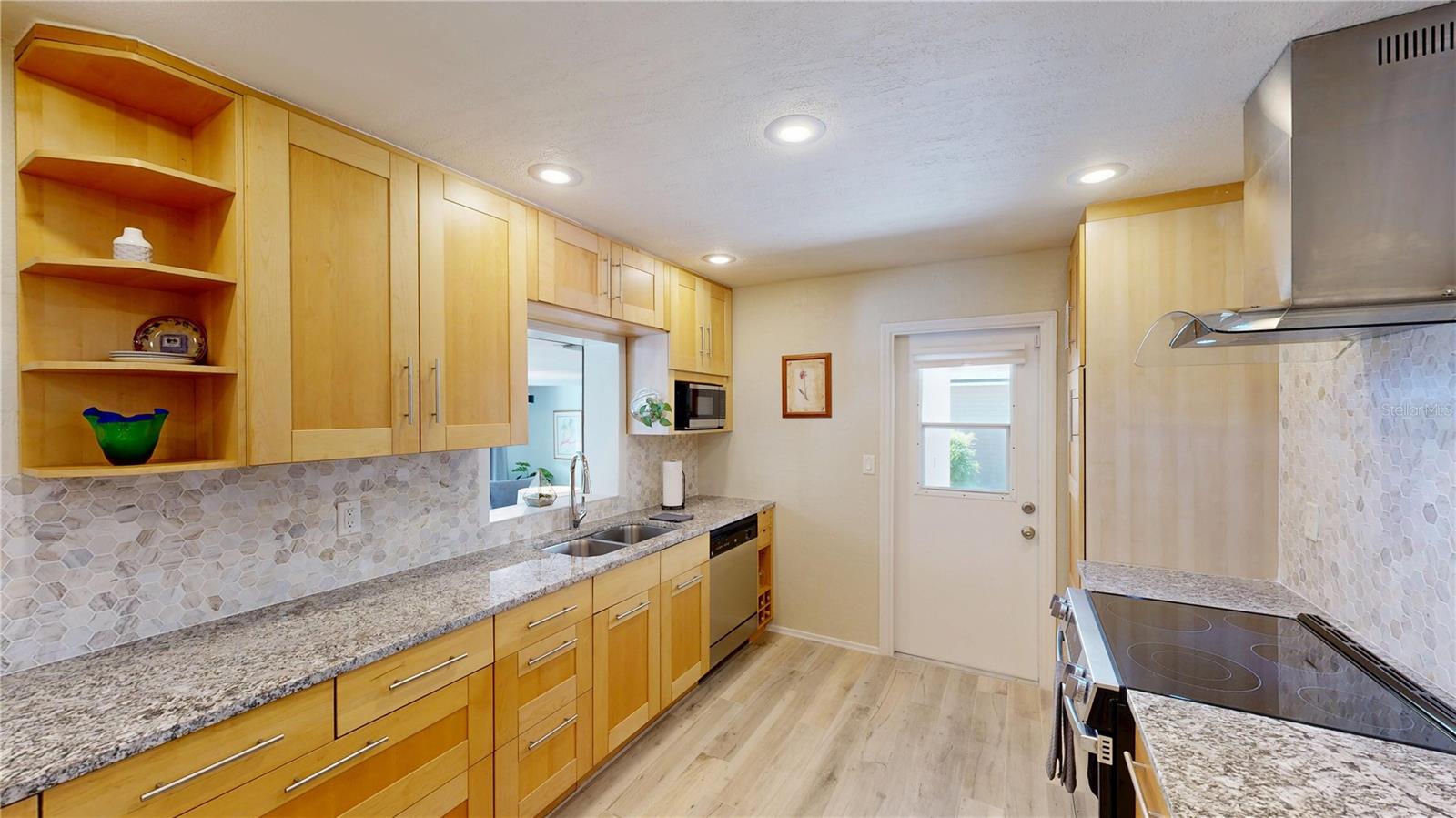 Image 34 of 59 For 2810 Nancy Street