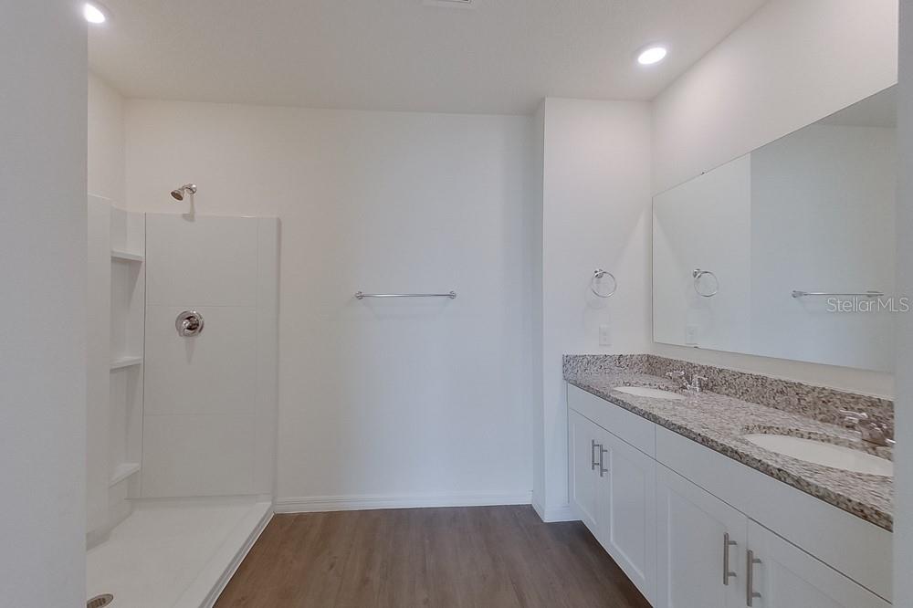 Image 19 of 23 For 31914 Katelin Circle