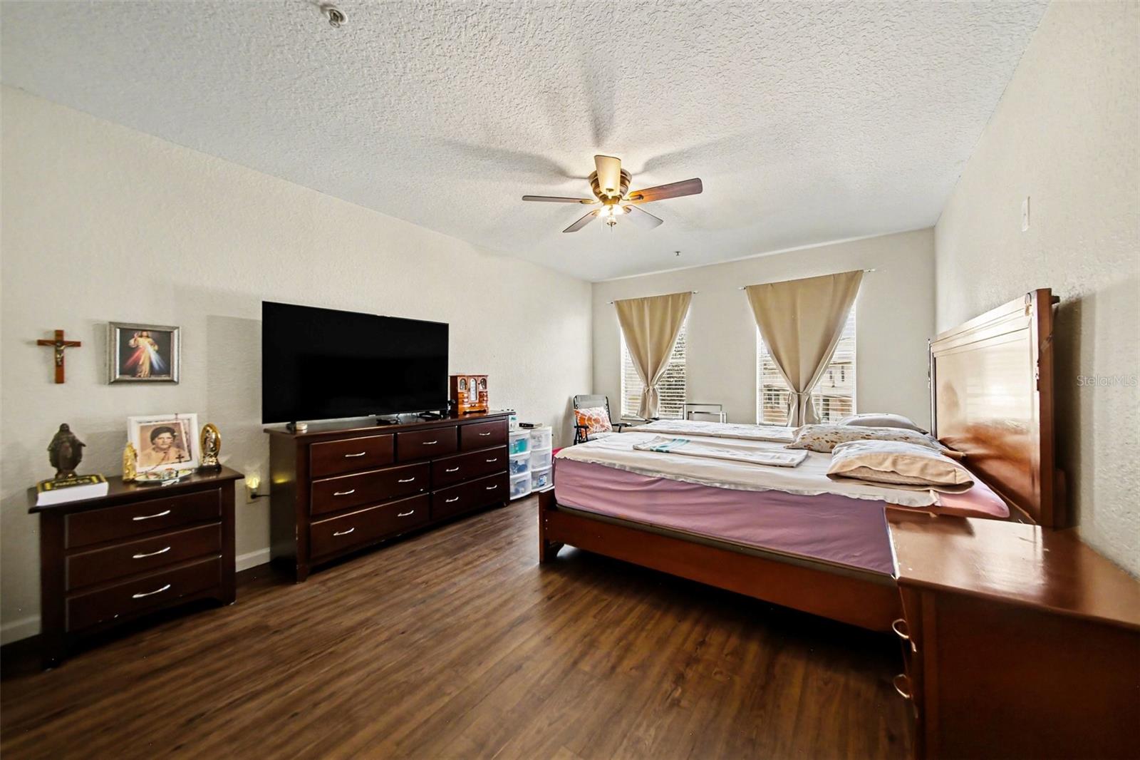 Image 11 of 24 For 2920 Ashland Lane S