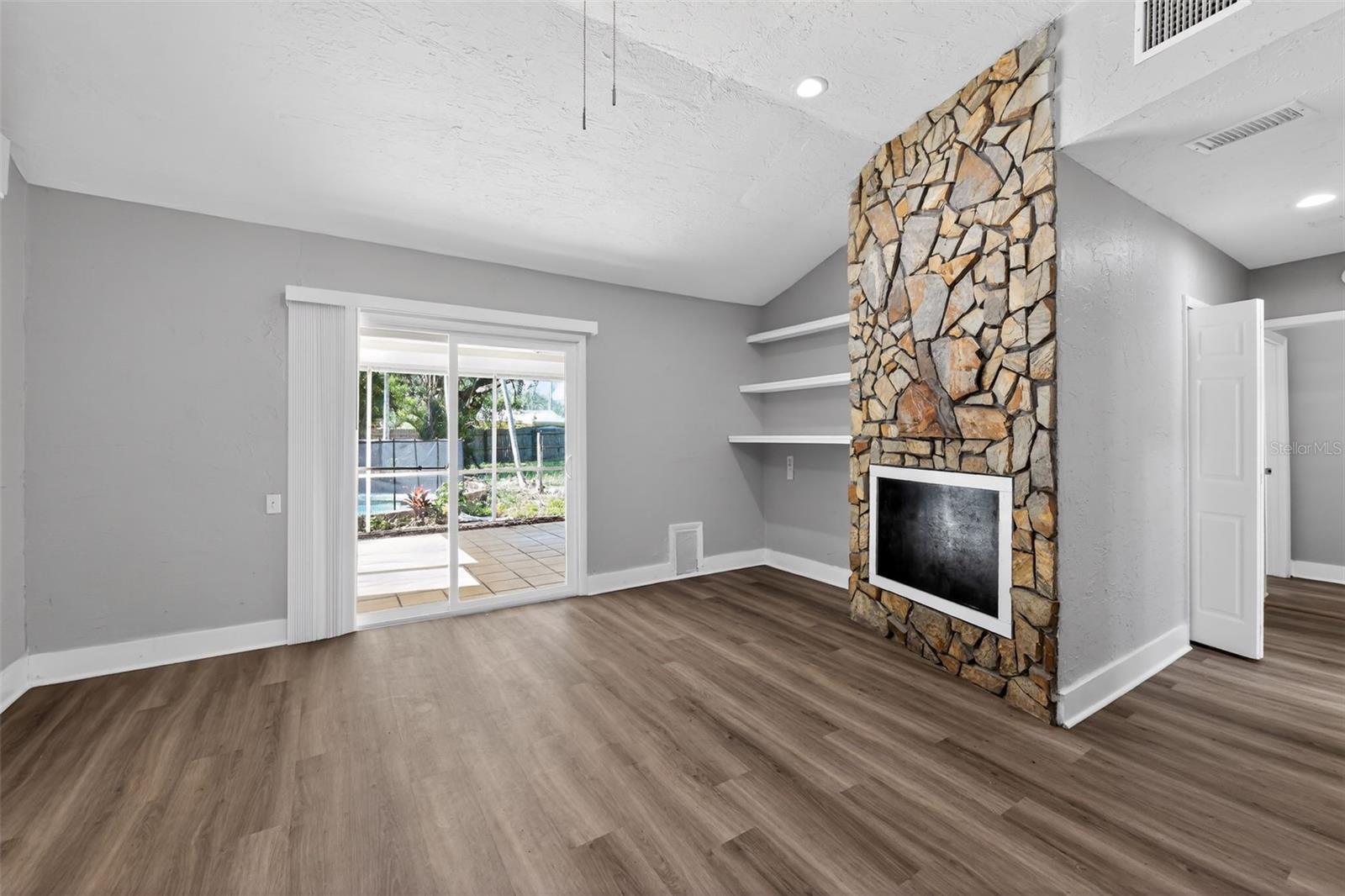 Image 2 of 15 For 1150 52nd Street