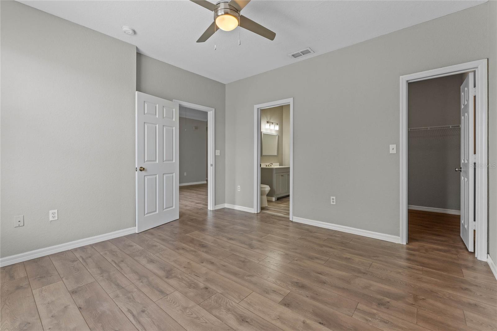 Image 4 of 42 For 5501 Pga Boulevard 4724