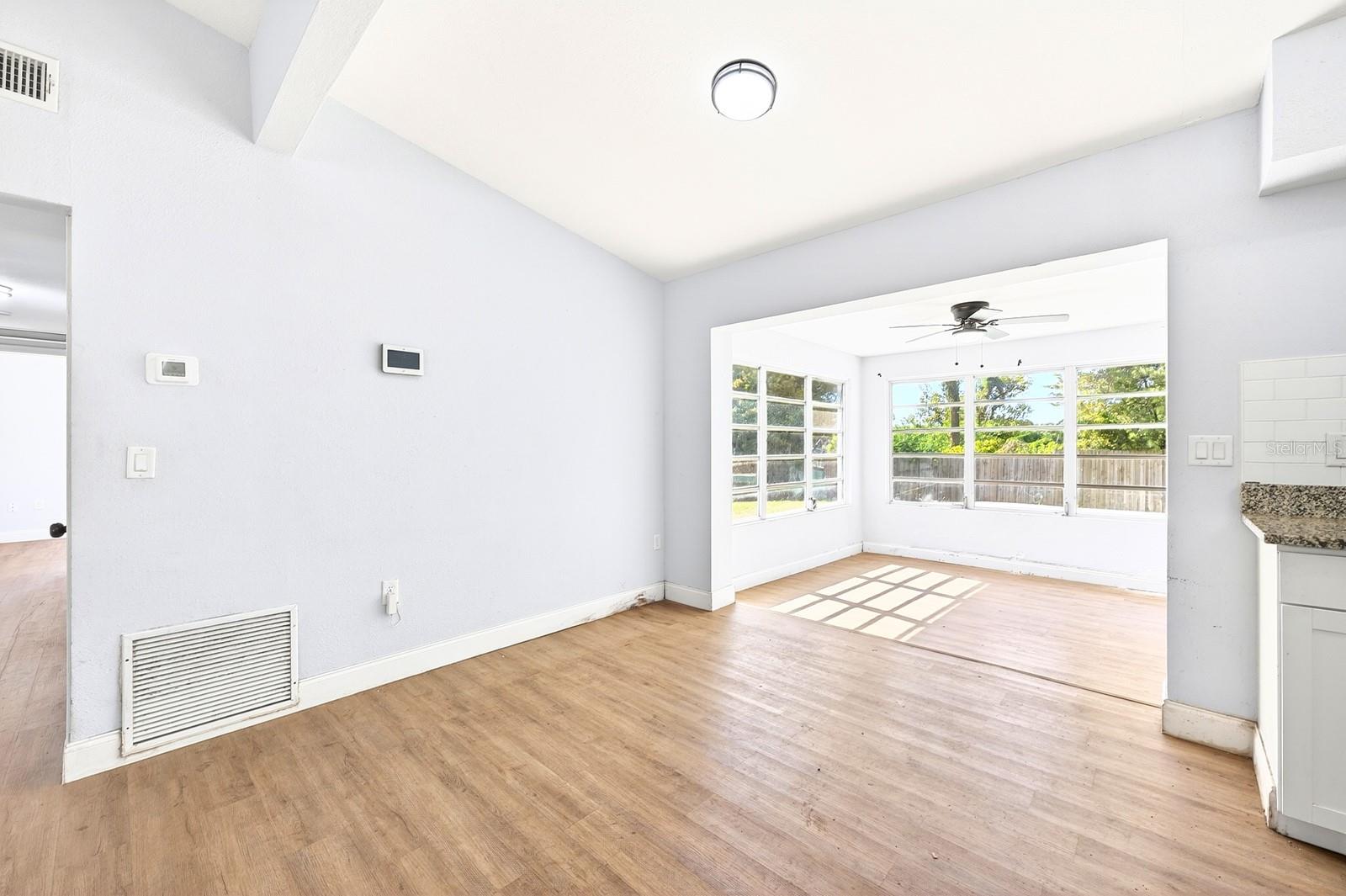 Image 23 of 24 For 1412 Lakecrest Drive