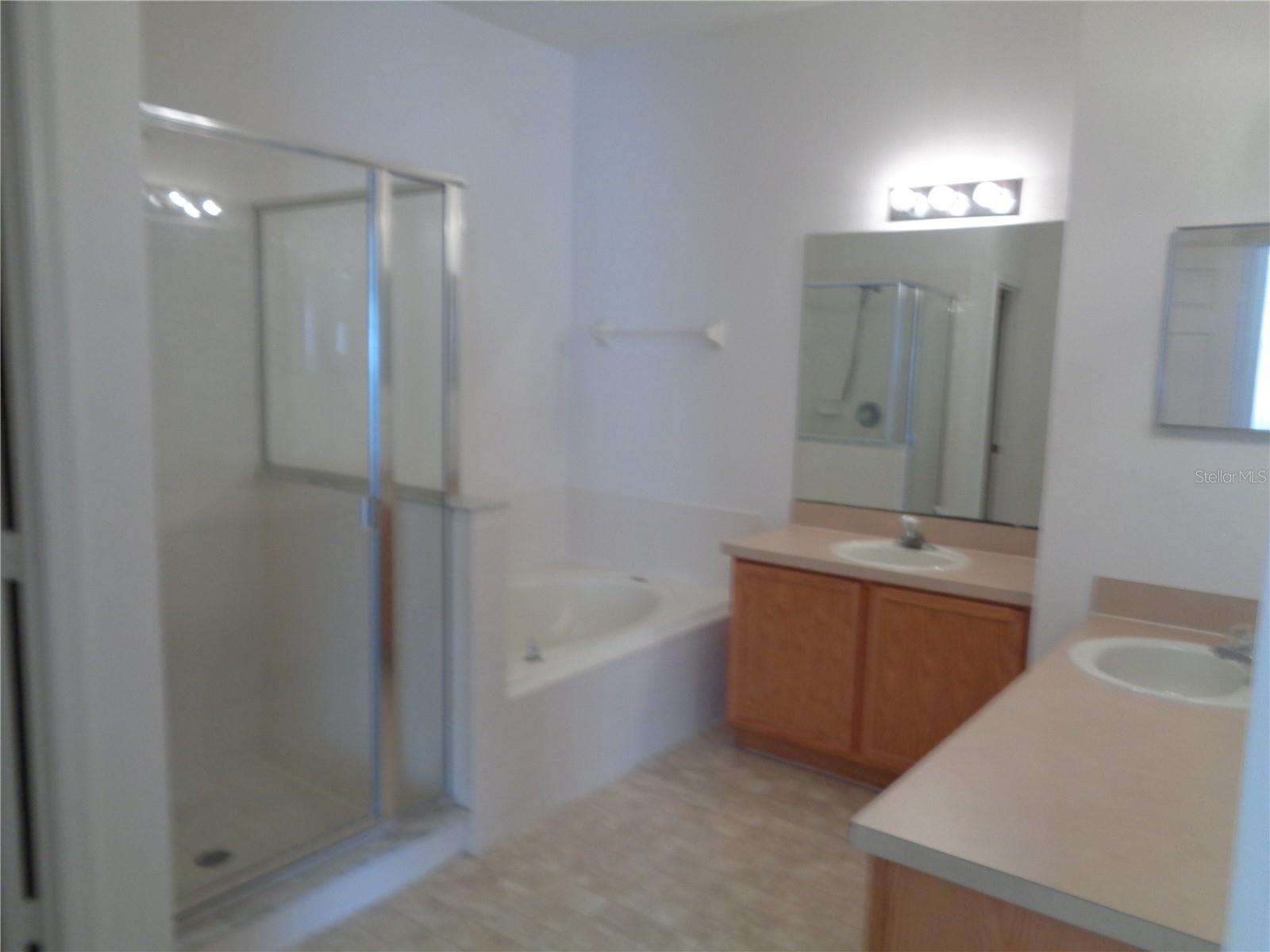 Image 16 of 17 For 3773 Shawn Circle