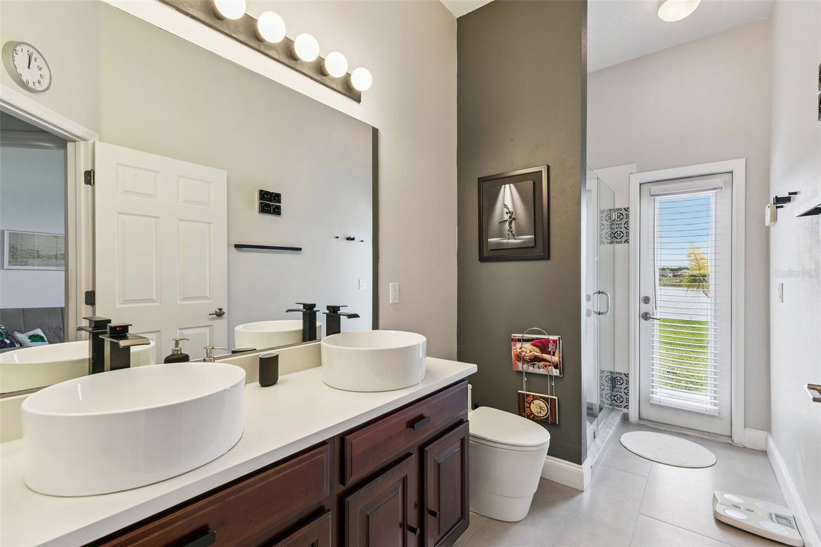 Image 27 of 62 For 1652 Cherry Ridge Drive