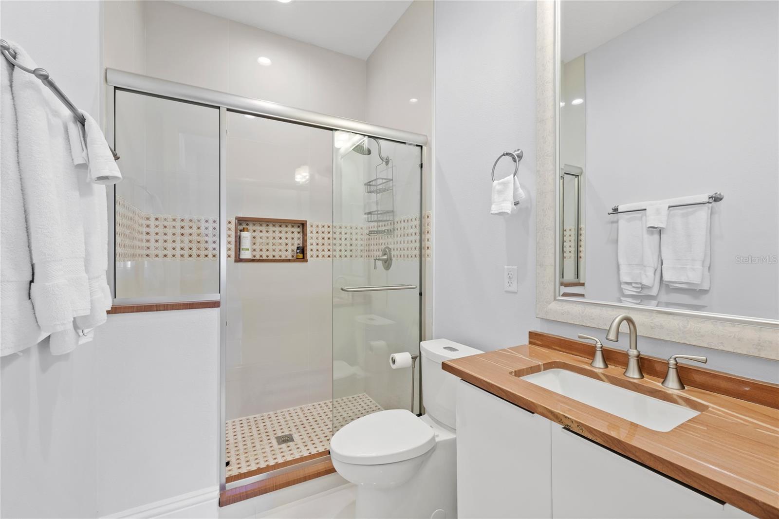 Image 19 of 66 For 11051 Hawkshead Court