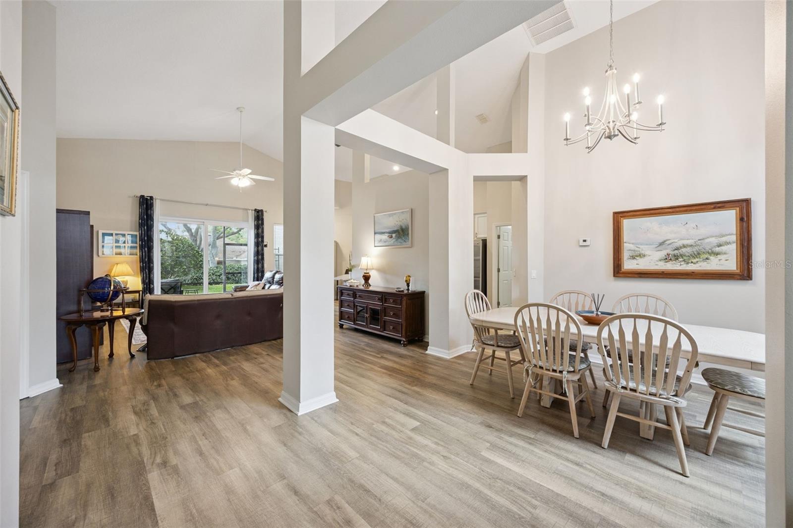 Image 12 of 61 For 1052 Kersfield Circle
