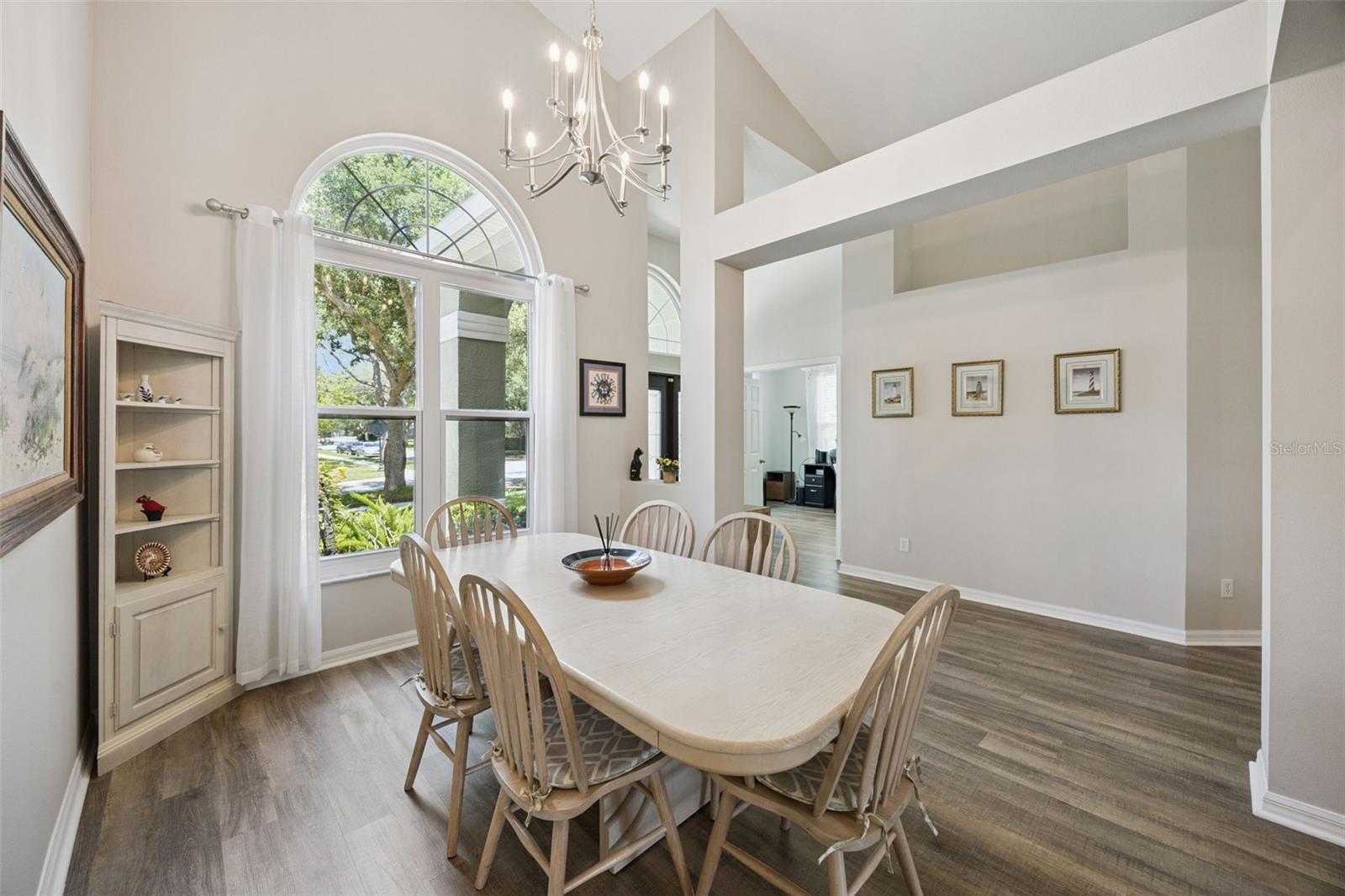 Image 14 of 61 For 1052 Kersfield Circle
