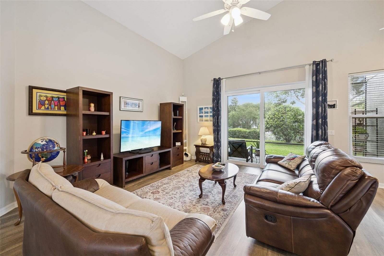 Image 17 of 61 For 1052 Kersfield Circle