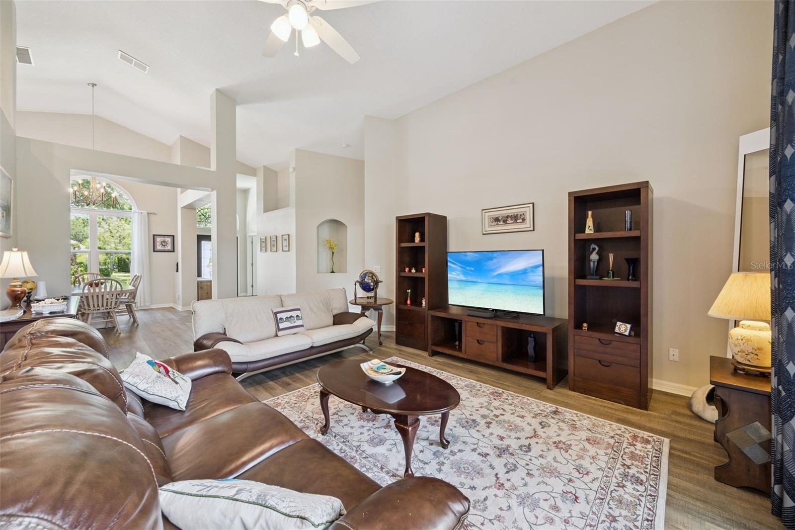 Image 19 of 61 For 1052 Kersfield Circle