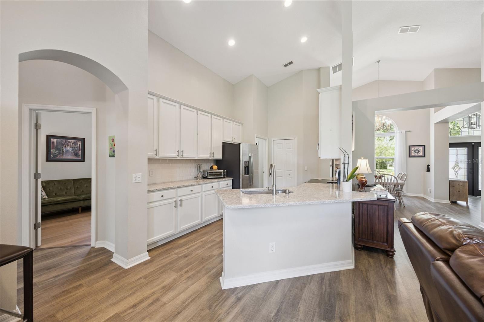 Image 22 of 61 For 1052 Kersfield Circle