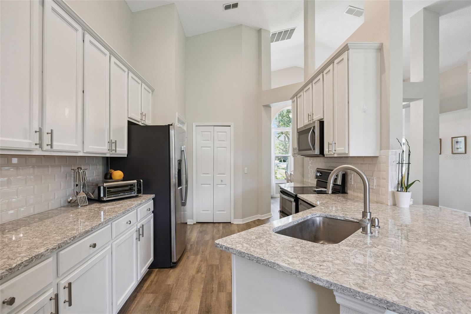 Image 25 of 61 For 1052 Kersfield Circle