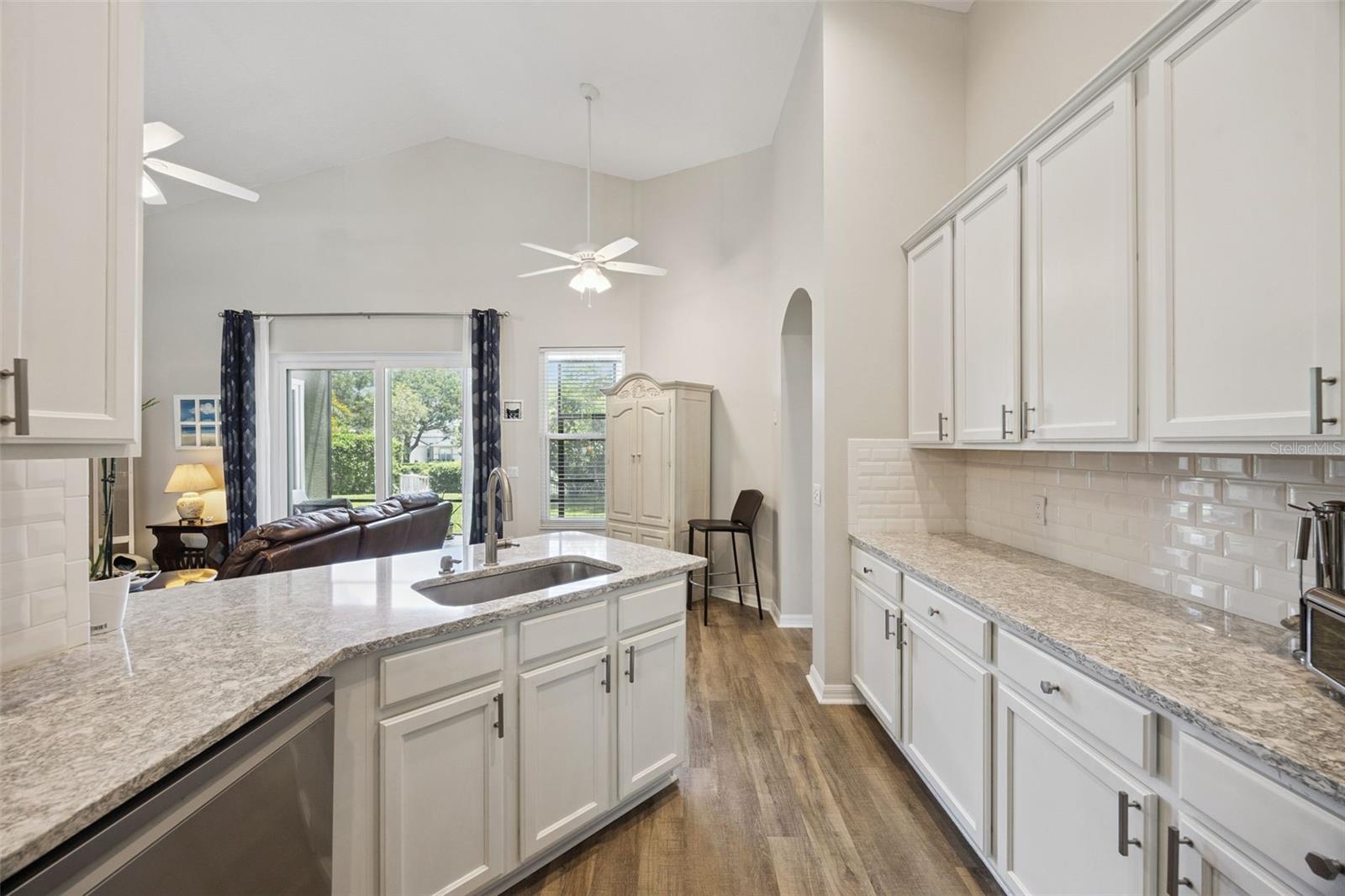 Image 26 of 61 For 1052 Kersfield Circle