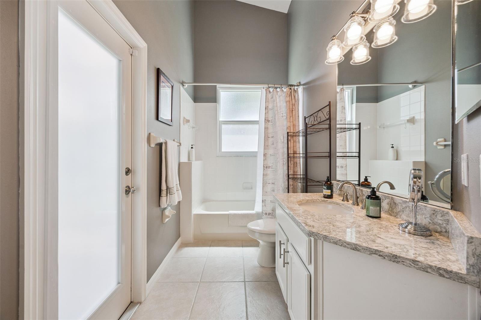 Image 36 of 61 For 1052 Kersfield Circle