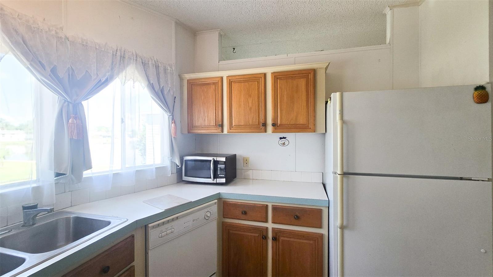 Image 13 of 27 For 300 Beech Court