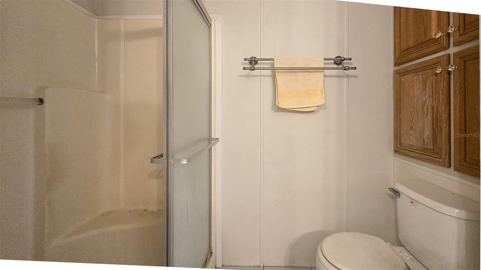 Image 20 of 27 For 300 Beech Court