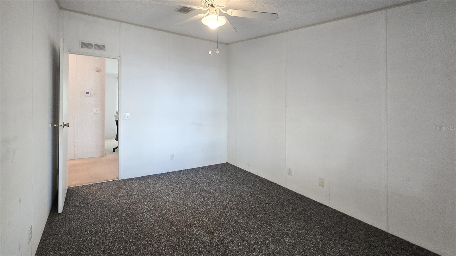 Image 22 of 27 For 300 Beech Court