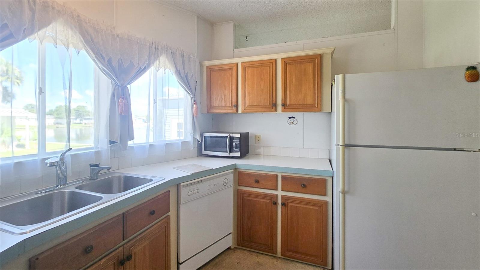 Image 26 of 27 For 300 Beech Court