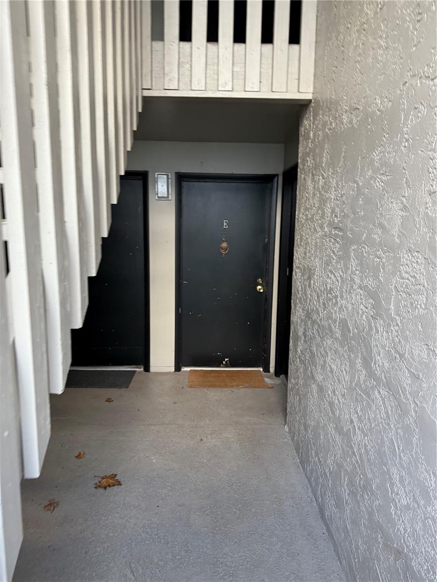 Image 2 of 25 For 135 Springwood Circle E