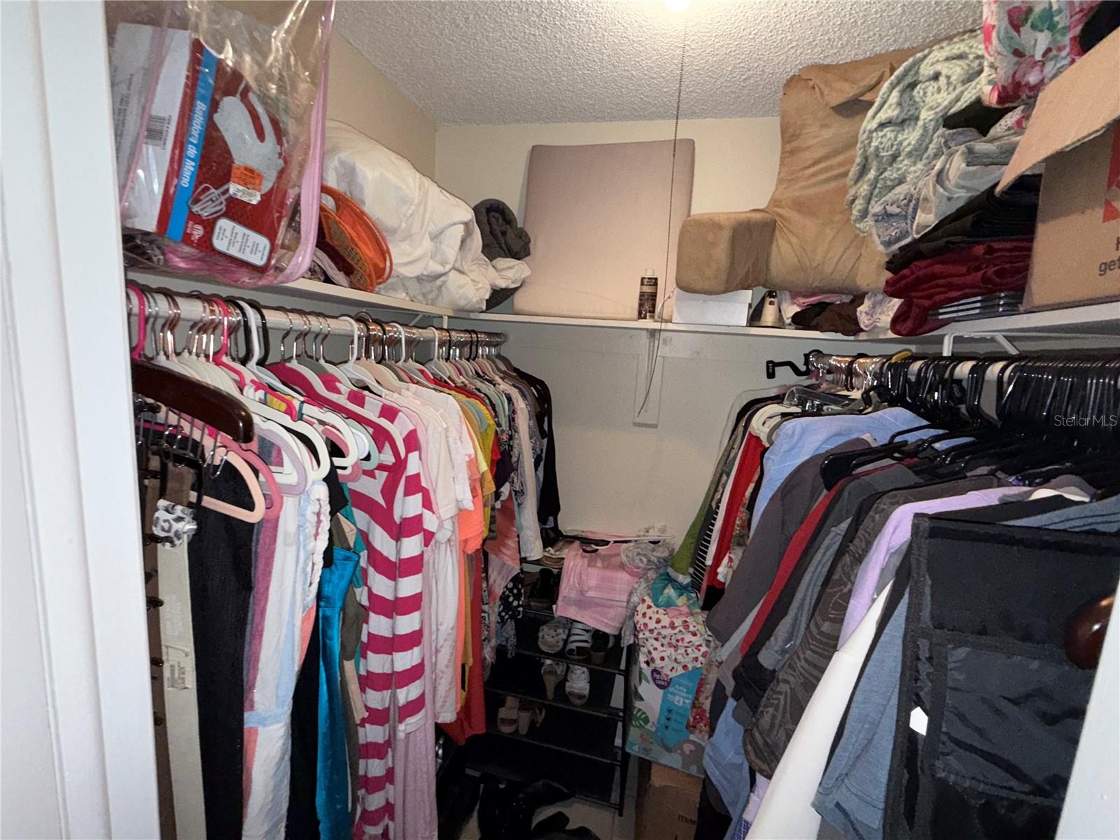 Image 21 of 25 For 135 Springwood Circle E