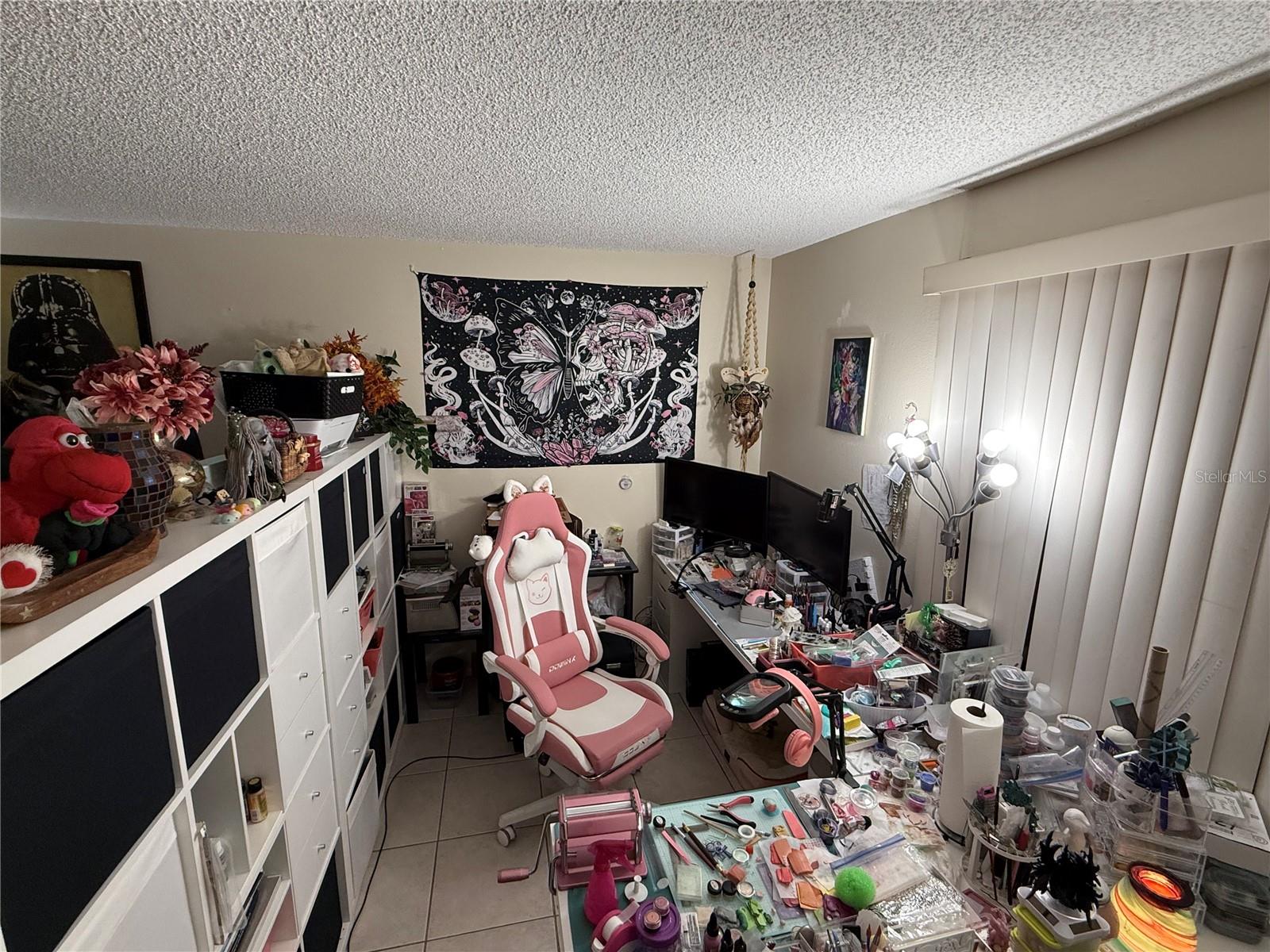 Image 9 of 25 For 135 Springwood Circle E