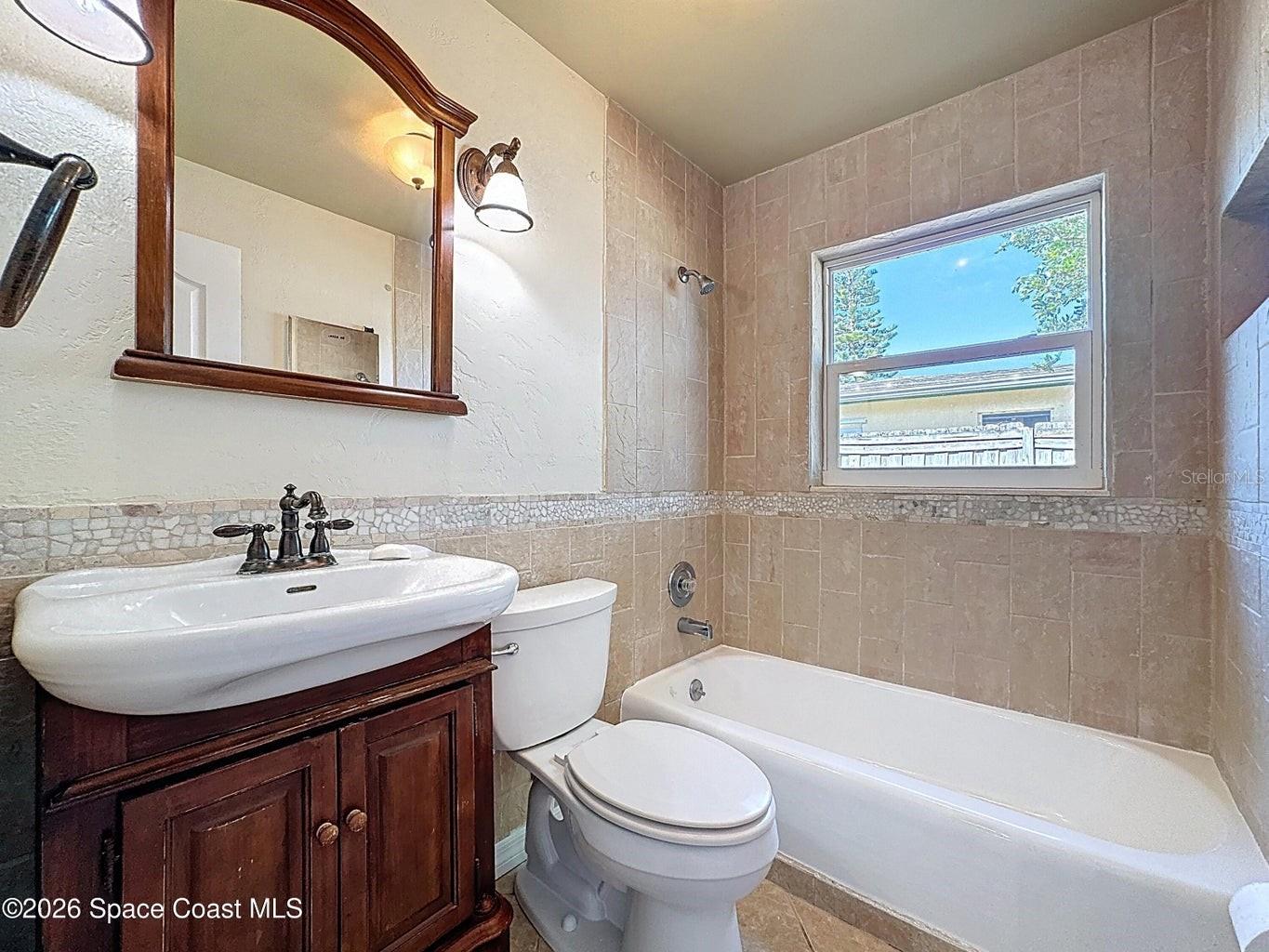 Image 27 of 36 For 1315 Lester Court