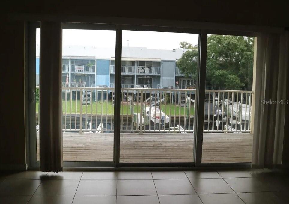 Image 5 of 6 For 810 Callista Cay Loop