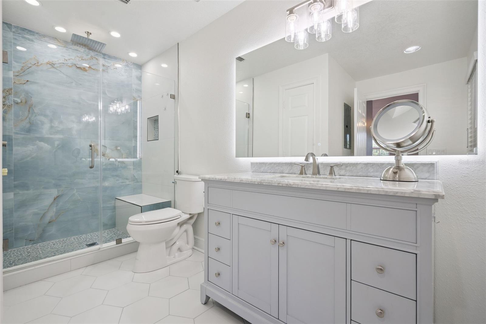 Image 21 of 67 For 1498 Markham Woods Road