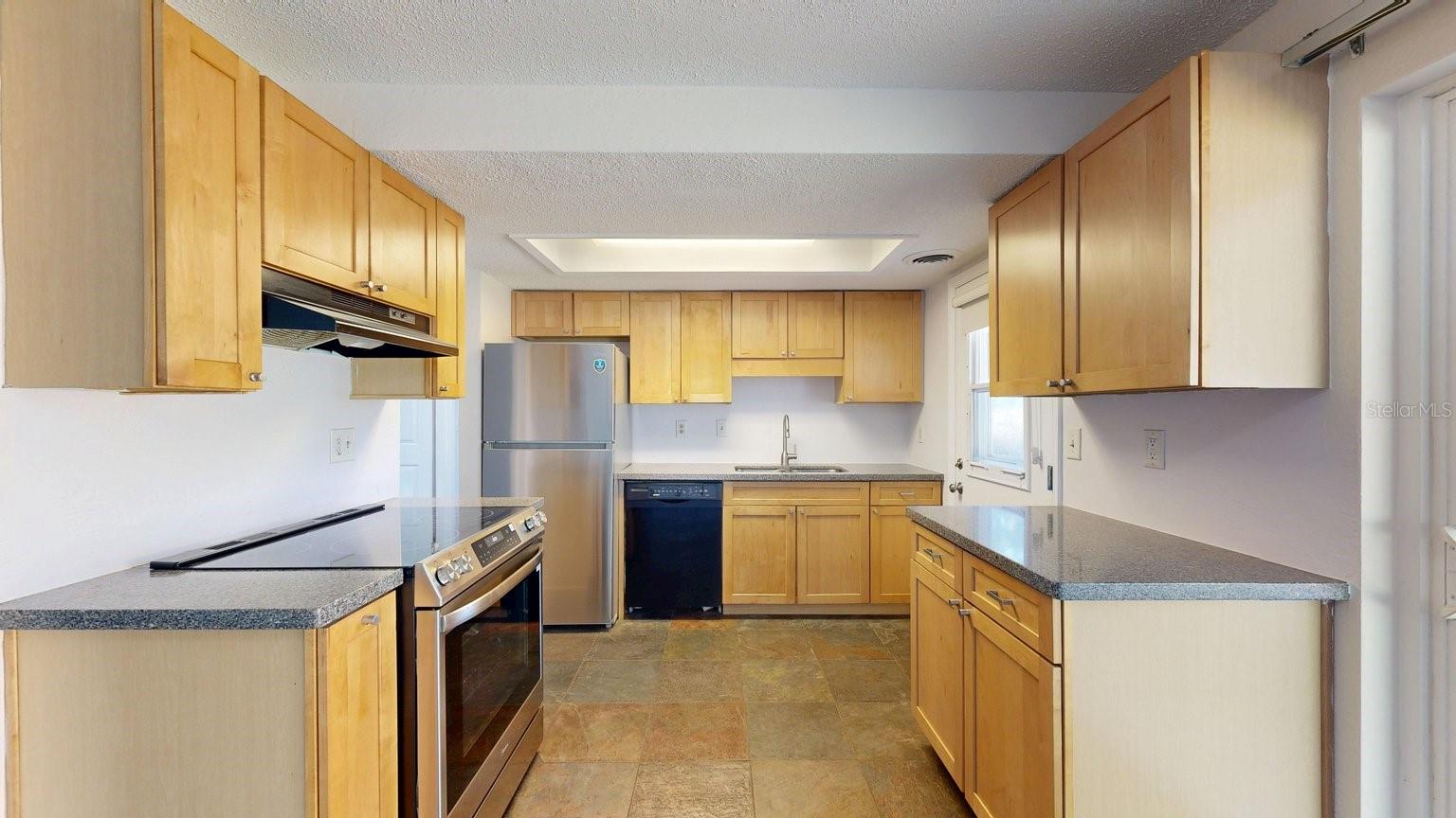 Image 5 of 22 For 352 Orchard Street