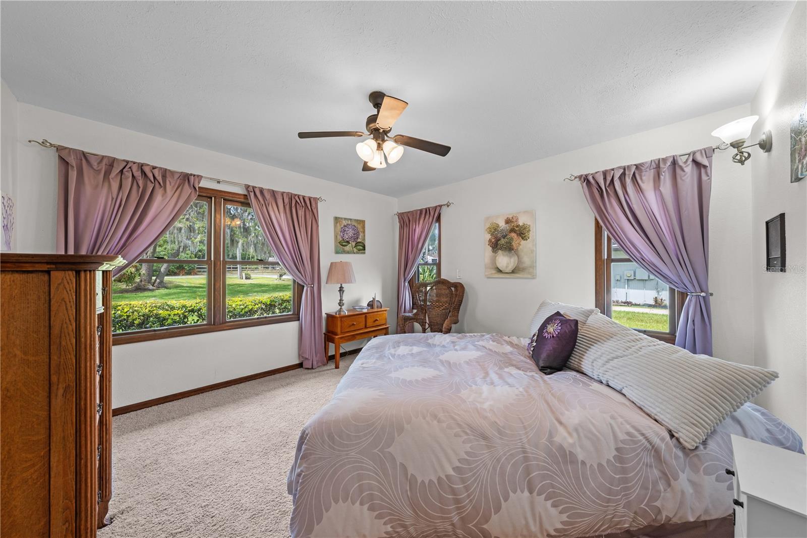 Image 17 of 91 For 6770 Bay Shore Drive