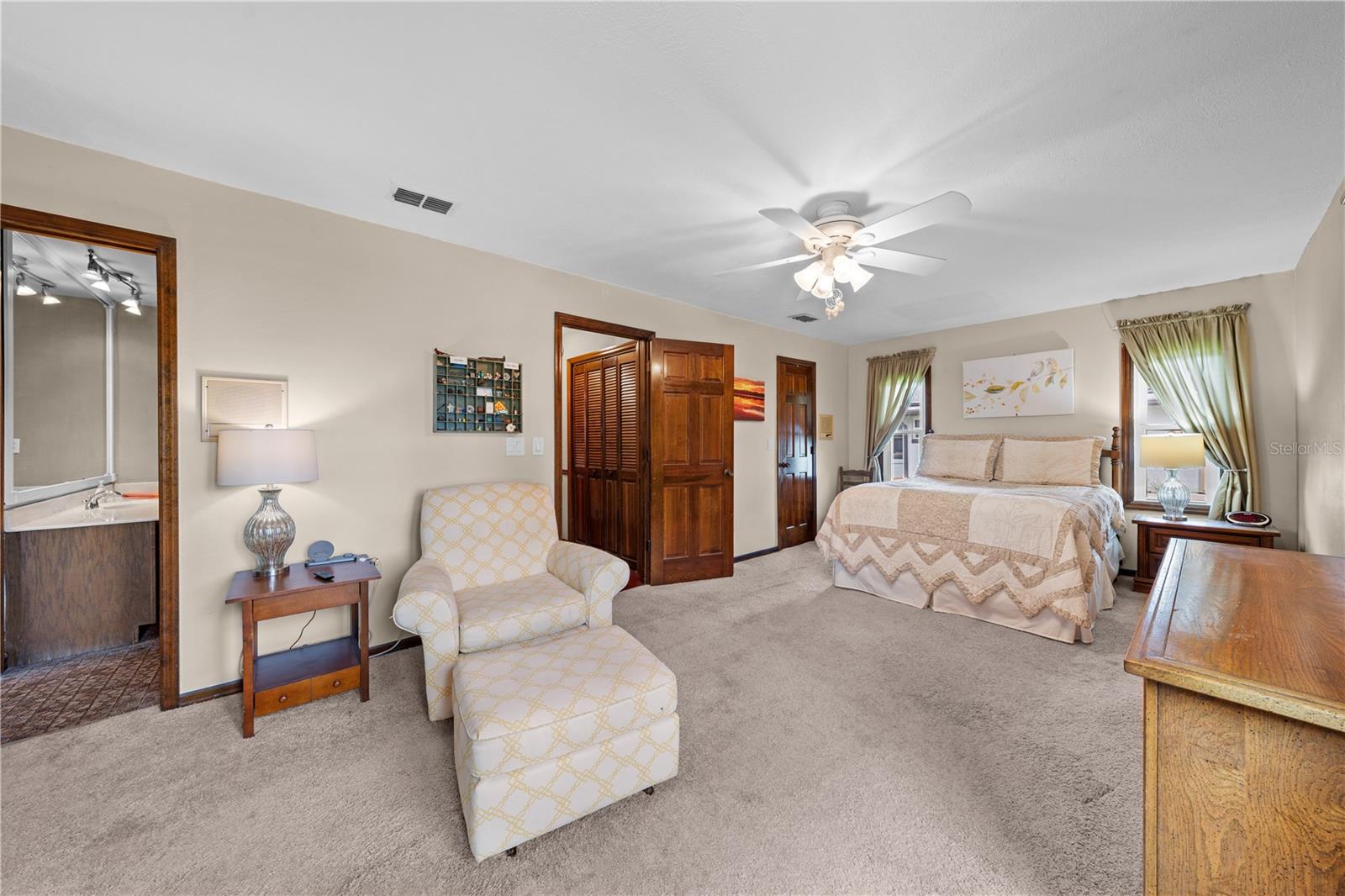 Image 30 of 91 For 6770 Bay Shore Drive