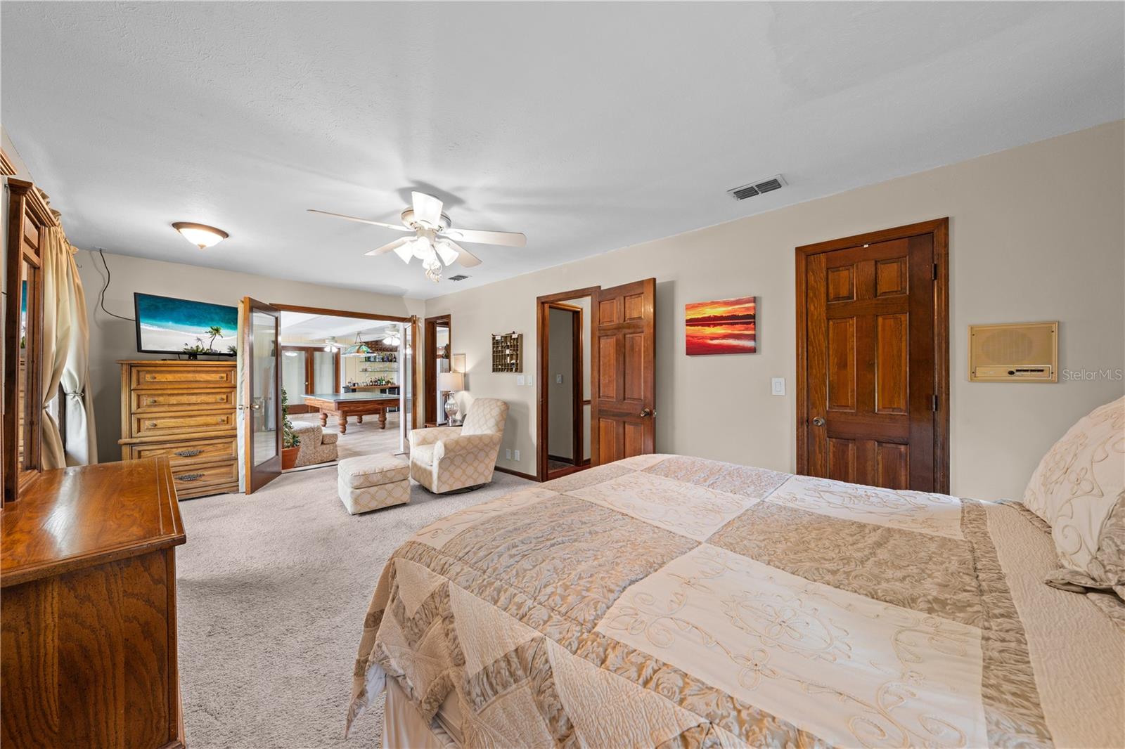 Image 31 of 91 For 6770 Bay Shore Drive