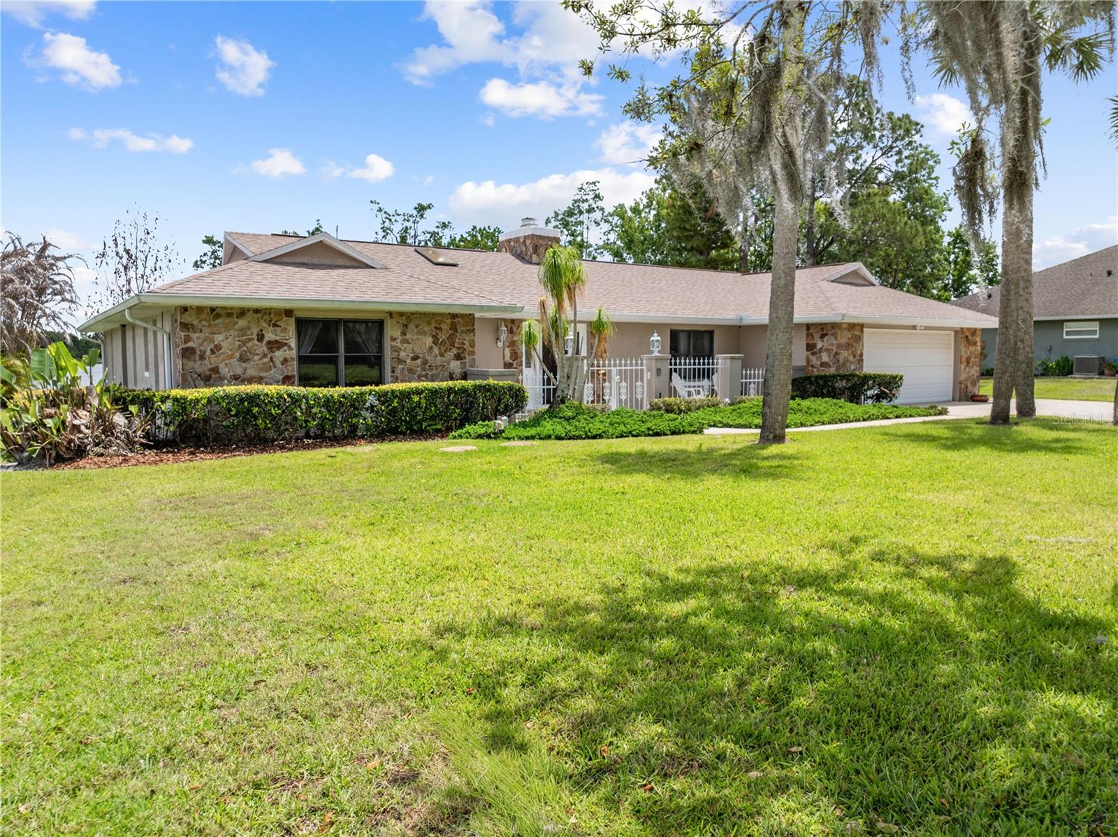 Image 4 of 91 For 6770 Bay Shore Drive