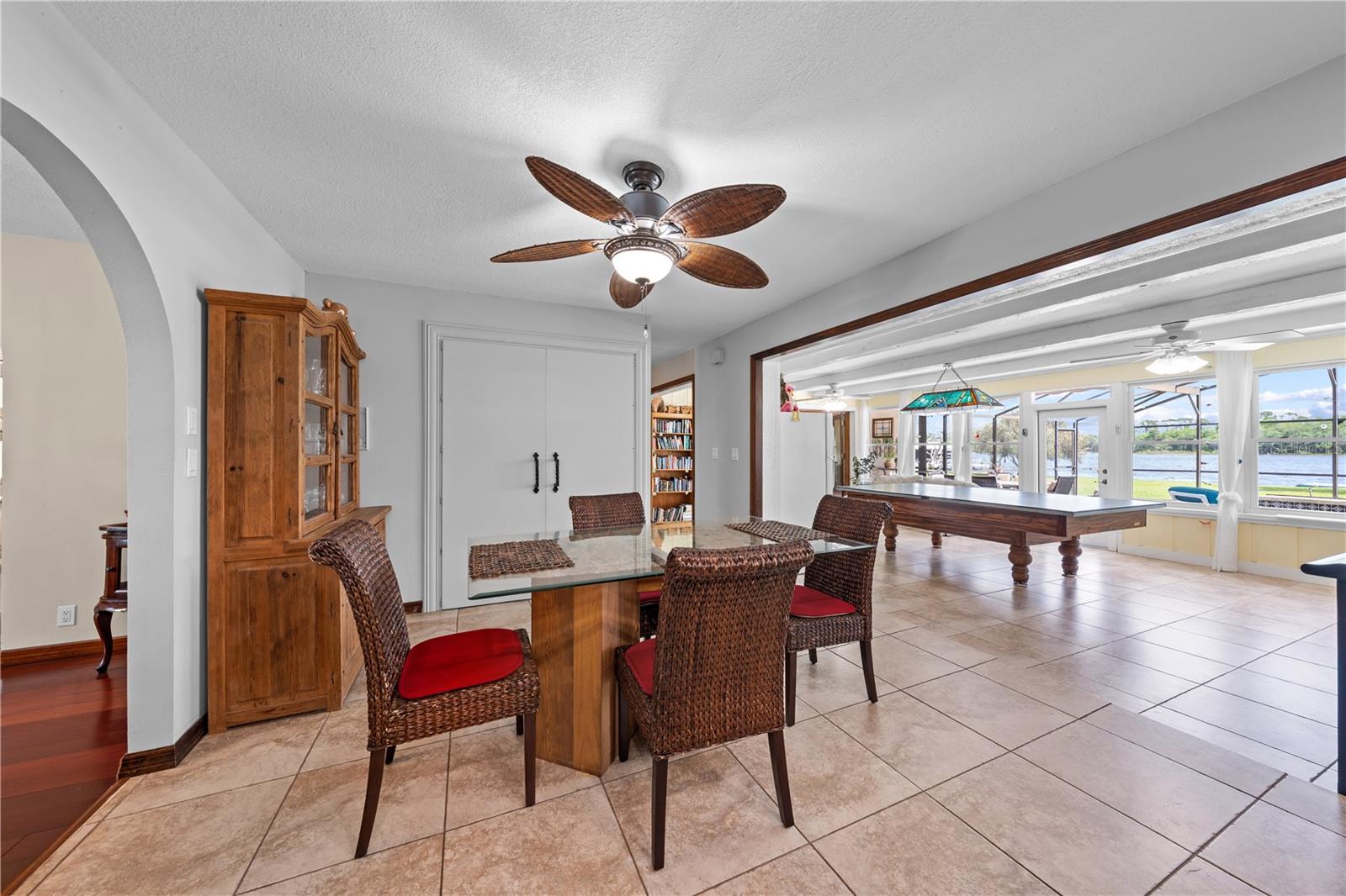 Image 47 of 91 For 6770 Bay Shore Drive