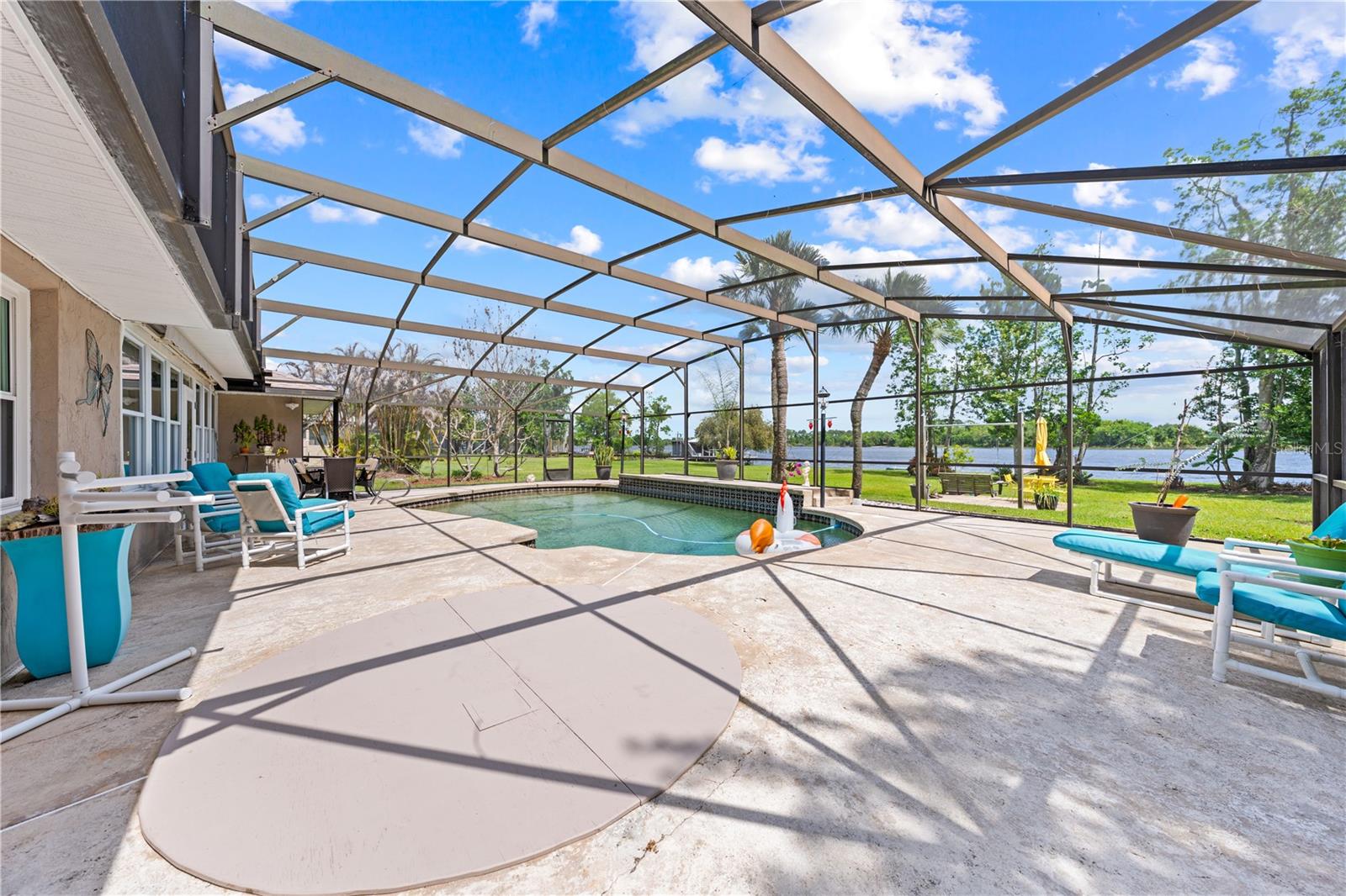 Image 68 of 91 For 6770 Bay Shore Drive