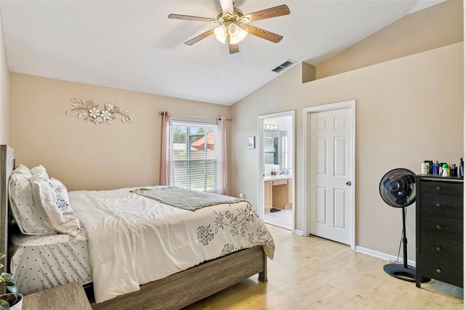 Image 13 of 31 For 3195 Whooping Crane Run